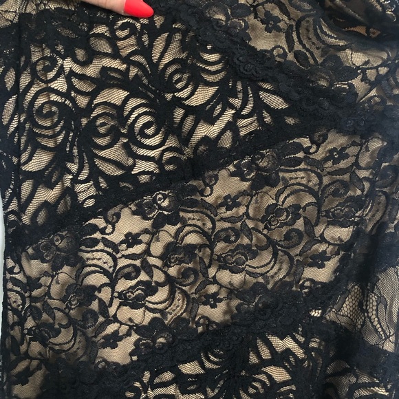 Bebe lace mini dress - Picture 3 of 4